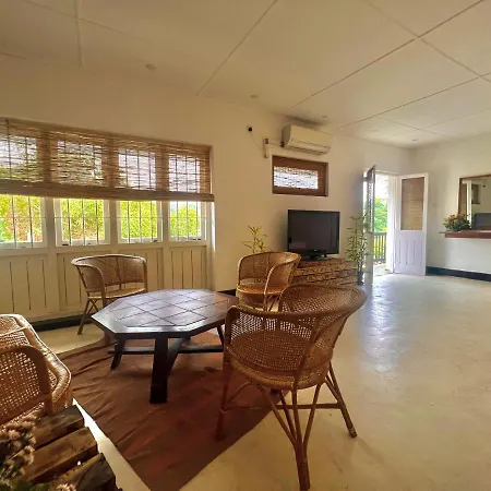 Louis Lake Villa Kandy Exterior photo